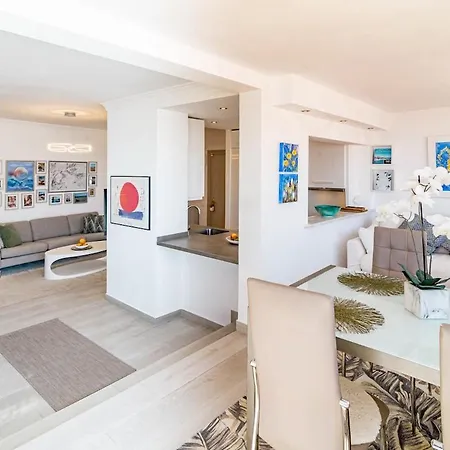 Victoria Blu Ref #95 *