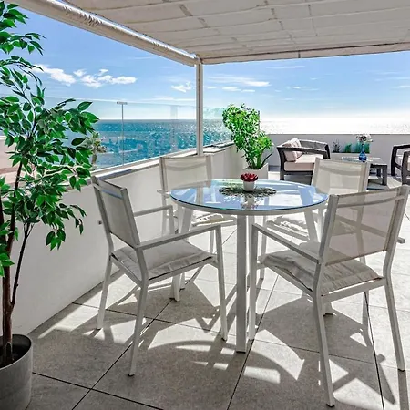 Victoria Blu Ref #95