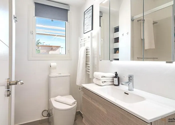 Victoria Blu Ref #95