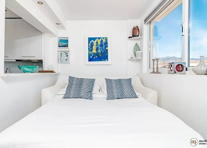 Victoria Blu Ref #95 * Estepona